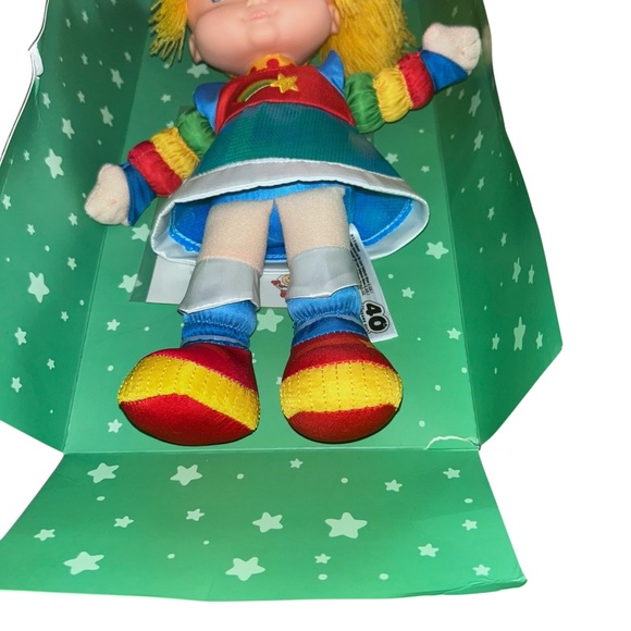Rainbow Brite 12-inch Retro Throwback Release 40th Anniversary Edition - Picture 2 of 16